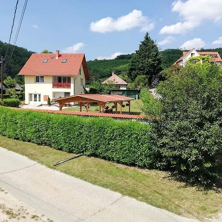 Lótuszvirág Vendégház Szekszárd Exterior foto