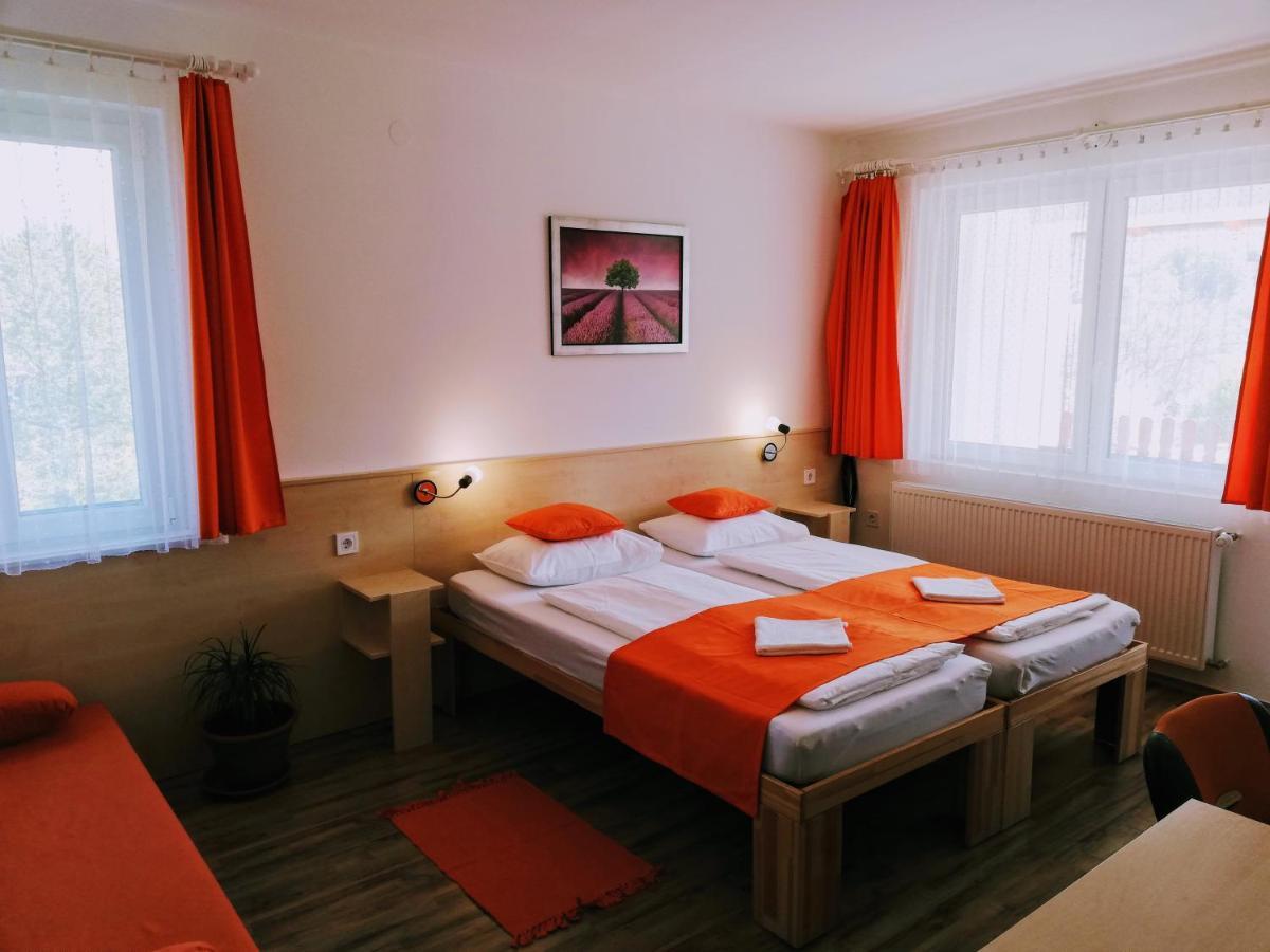 Lótuszvirág Vendégház Szekszárd Exterior foto