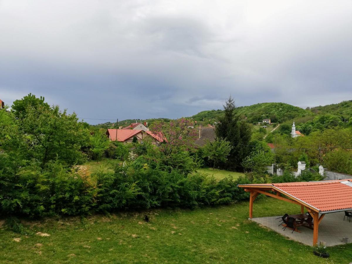 Lótuszvirág Vendégház Szekszárd Exterior foto